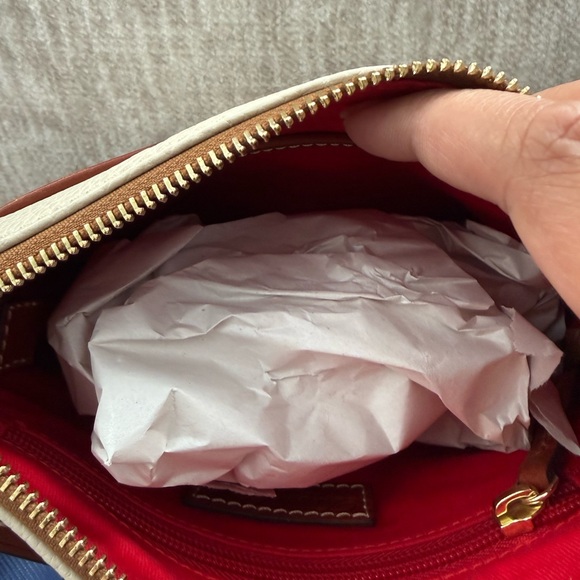 EUC Dooney & Bourke Tan and Brown Crossbody Bag - Picture 5 of 9